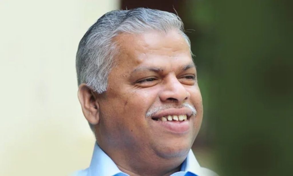 ടി.കെ. ഗോവിന്ദൻ ‘വർഗ്ഗവഞ്ചകൻ’; ജനങ്ങൾ കൈവിടുമെന്ന് എം.വി. ജയരാജൻ