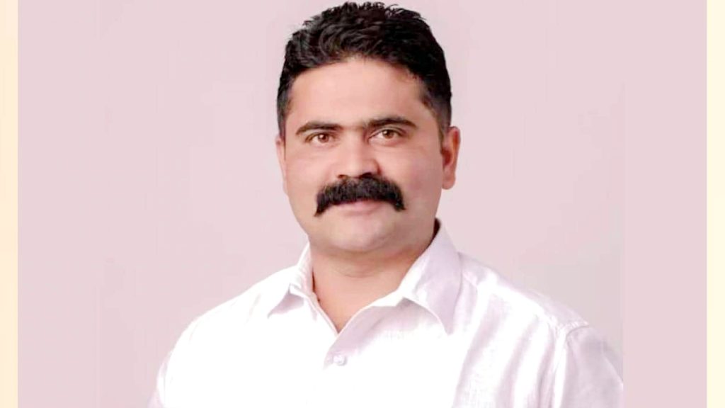 പാലക്കാട്ട് കോൺഗ്രസ് കൗൺസിലർക്കെതിരെ പീഡന പരാതി; പ്രശോഭ് സി. വത്സനെ പാർട്ടിയിൽ നിന്ന് പുറത്താക്കി