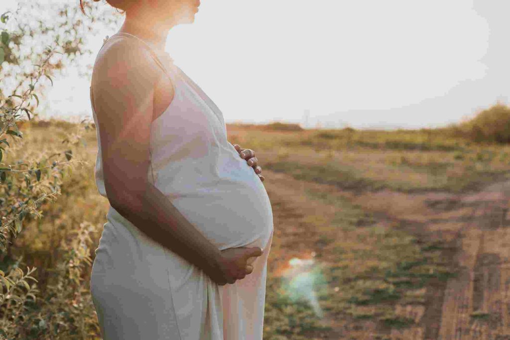 മൂന്നാമത്തെ പ്രസവത്തിനും 365 ദിവസം അവധി നൽകണം; വിവേചനം പാടില്ലെന്ന് മദ്രാസ് ഹൈക്കോടതി