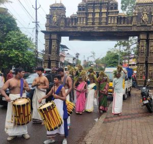 നിറപുത്തരി ഭക്തിസാന്ദ്രം; ഓണോത്സവത്തിന് ഒരുങ്ങി ശ്രീ മുരാരി ക്ഷേത്രം
